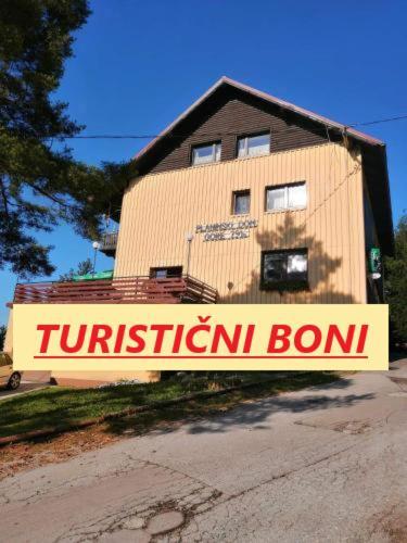 Planinski dom Gore Aparthotel Dol pri Hrastniku Exteriör bild